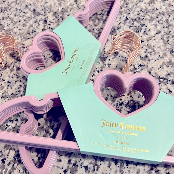 Juicy Couture Hangers - Picture 11 of 14